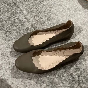 Chloe flats